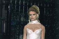 On the Set of "L'Ours et la Poupee" - Source: Getty